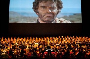 A nagysikerű filmzene koncertek sorozata 2012. június 8-án a Margitszigeti Szabadtéri Színpadon folytatódik! Új filmzenék, mint Forrest Gump, Die Hard II., jól ismert dallamok - Indiana Jones, Volt egyszer egy vadnyugat, valamint még több magyar filmzene: Szerelem első vérig, Tenkes kapitánya, Szabadság, szerelem. Jegyek már kaphatók!